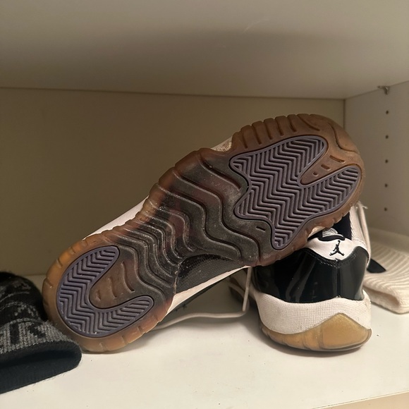 Women’s Jordan’s - Picture 7 of 7